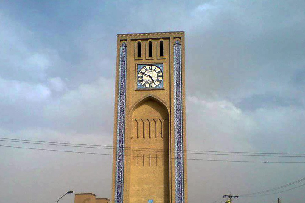 b2ap3 large clock tower Jame Mosque Yazdjpg