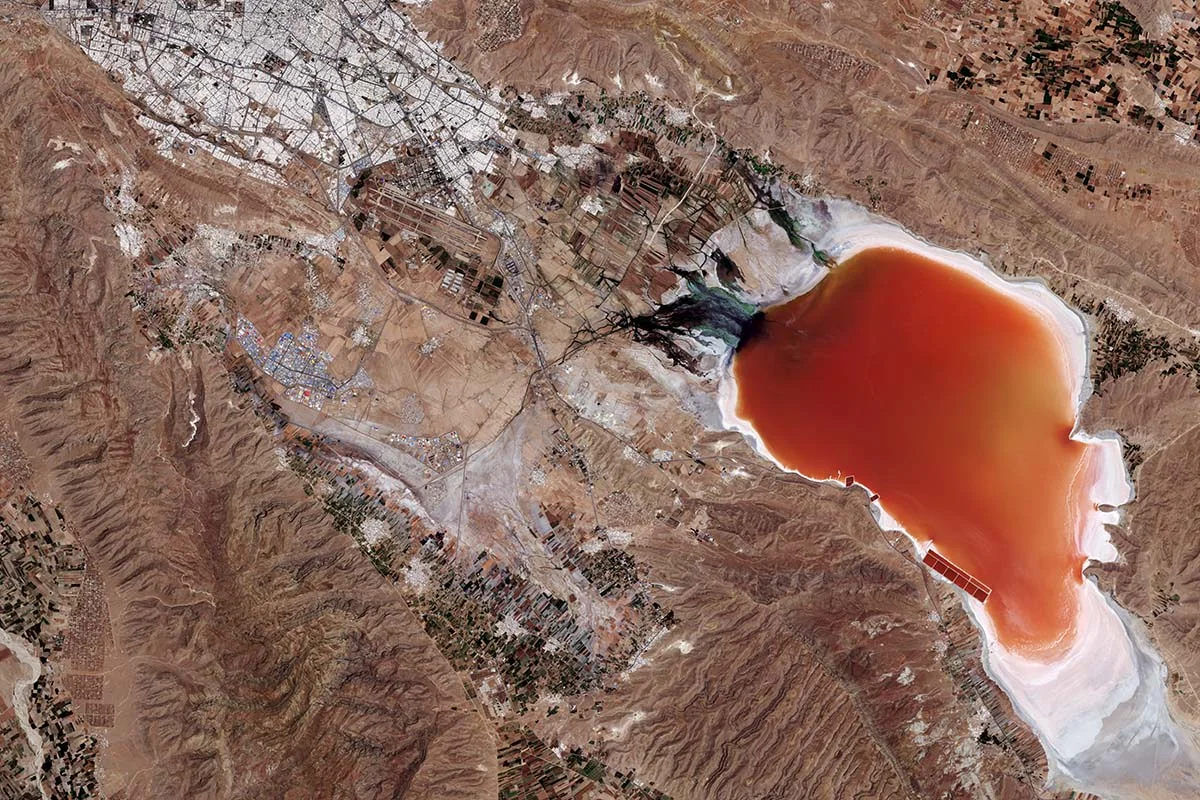 Maharloo salt lake Nasa image