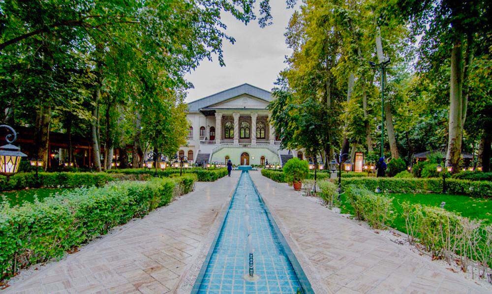 b2ap3 large Iran affordable trip Persian garden