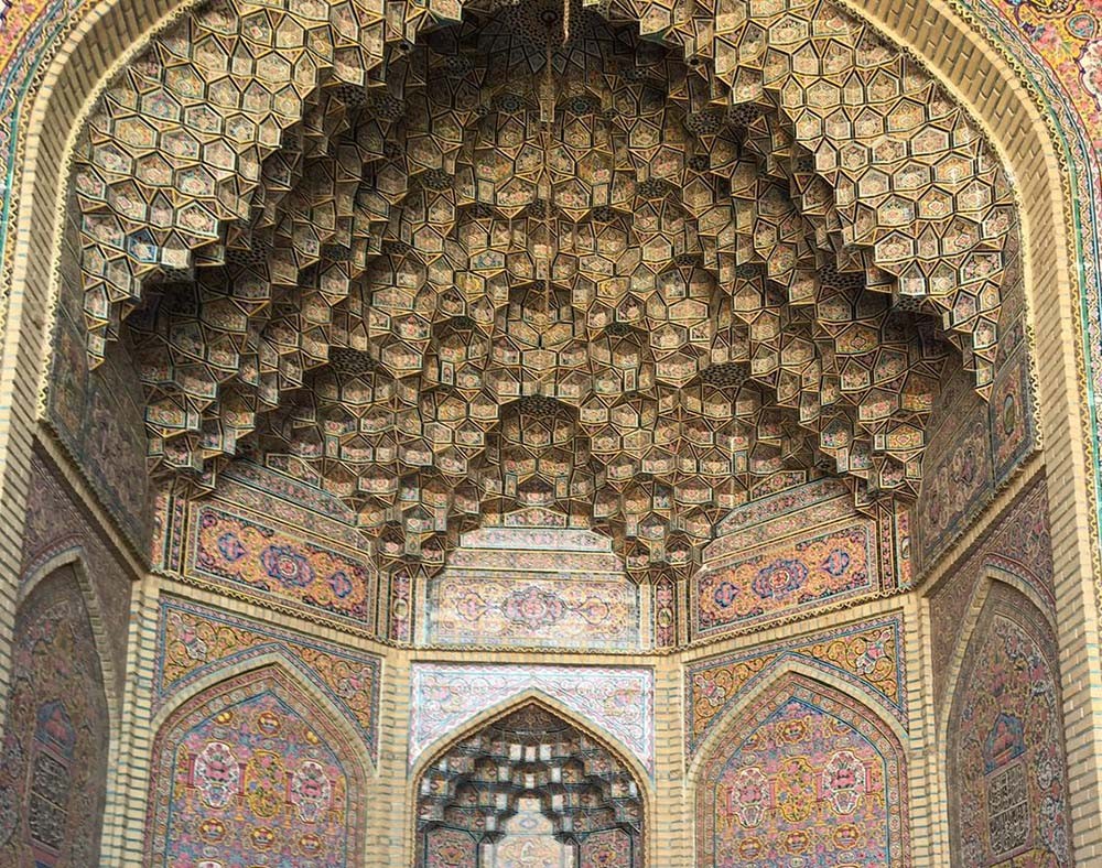 b2ap3 large Nasir al molk mosque Shiraz sightseeing