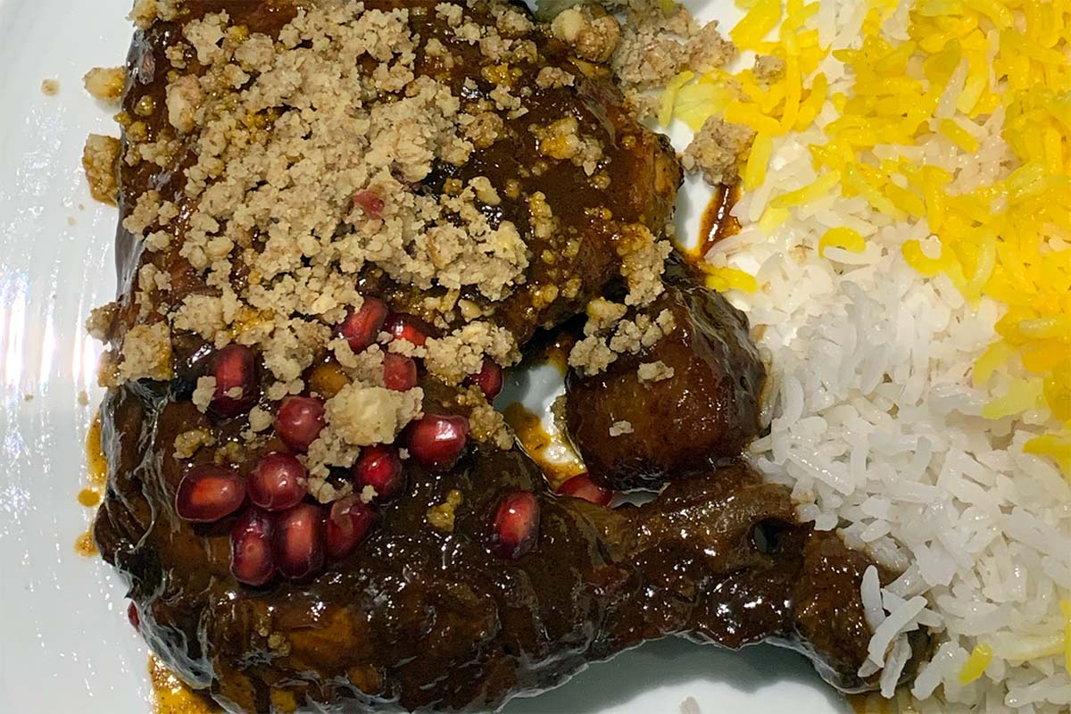 ¡Aprenda a cocinar cocina persa en un recorrido culinario por Irán!